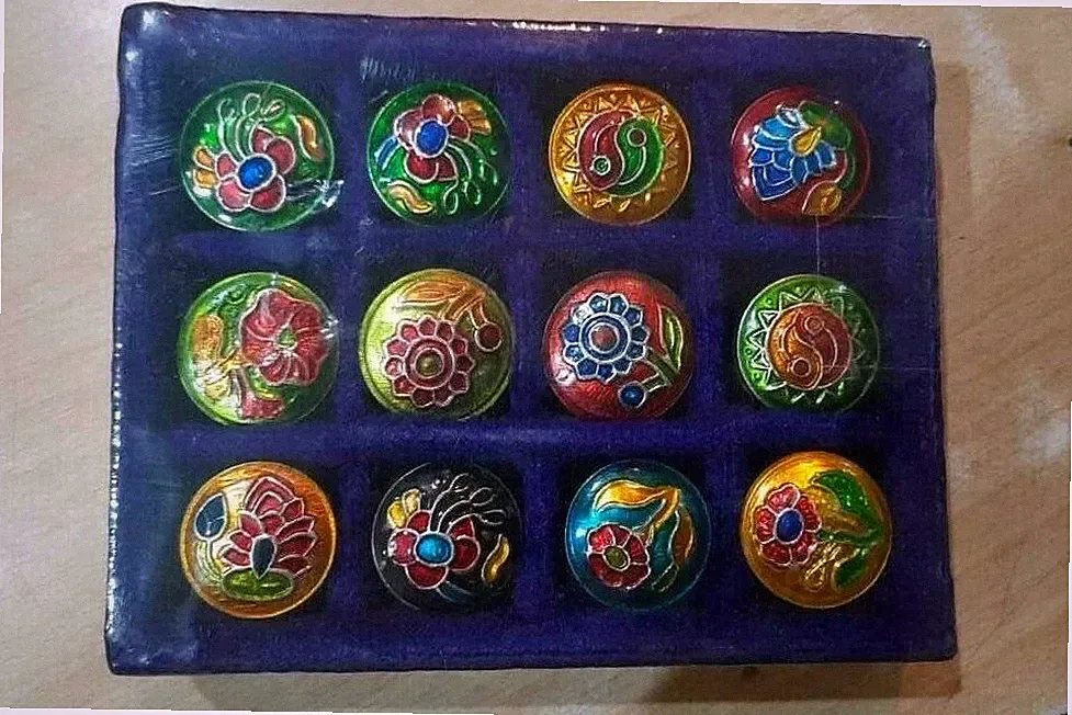 Chakra Natural Unisex Solid Perfume 12 Pack 4g Long Lasting Fragrance Attar